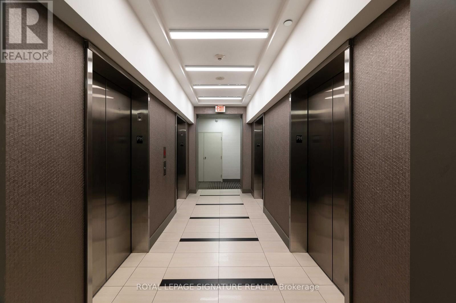 PH4 - 4011 BRICKSTONE MEWS Image 30