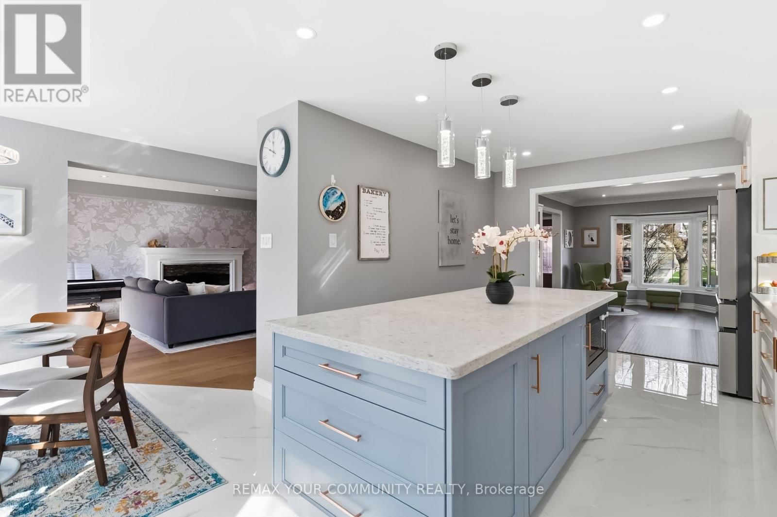 4184 VERMONT CRESCENT Image 12