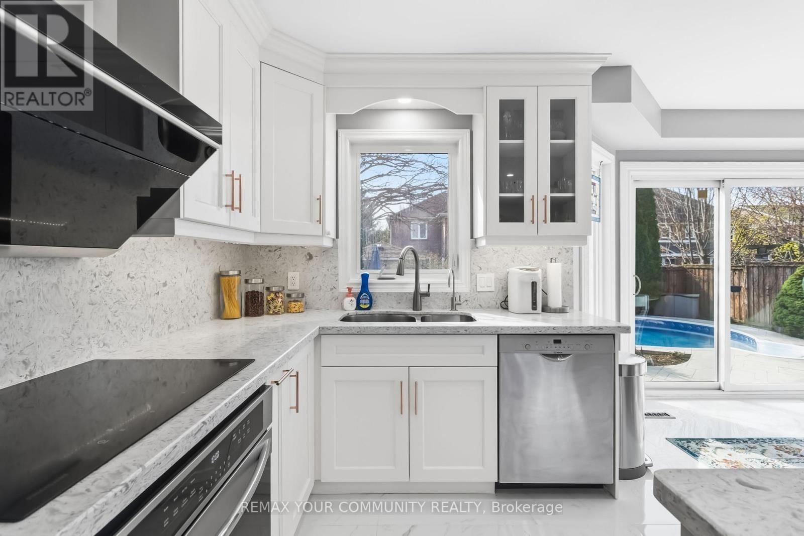 4184 VERMONT CRESCENT Image 13