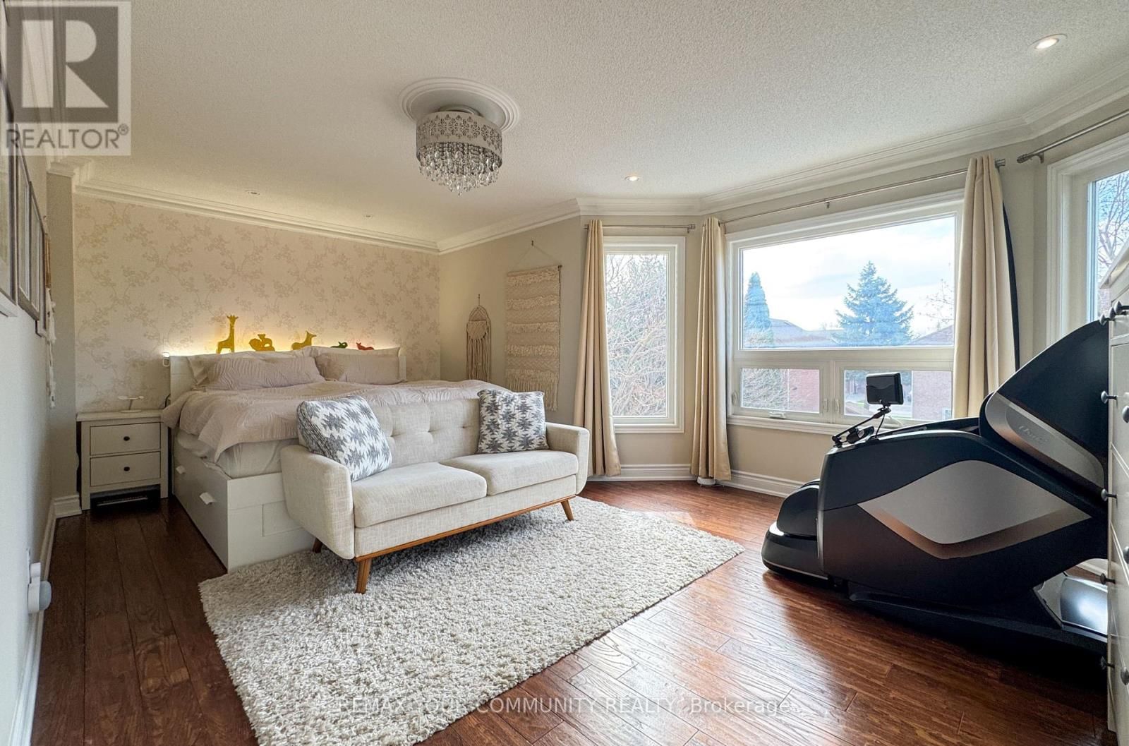 4184 VERMONT CRESCENT Image 20