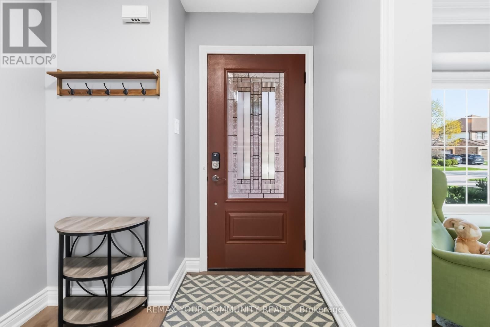 4184 VERMONT CRESCENT Image 3