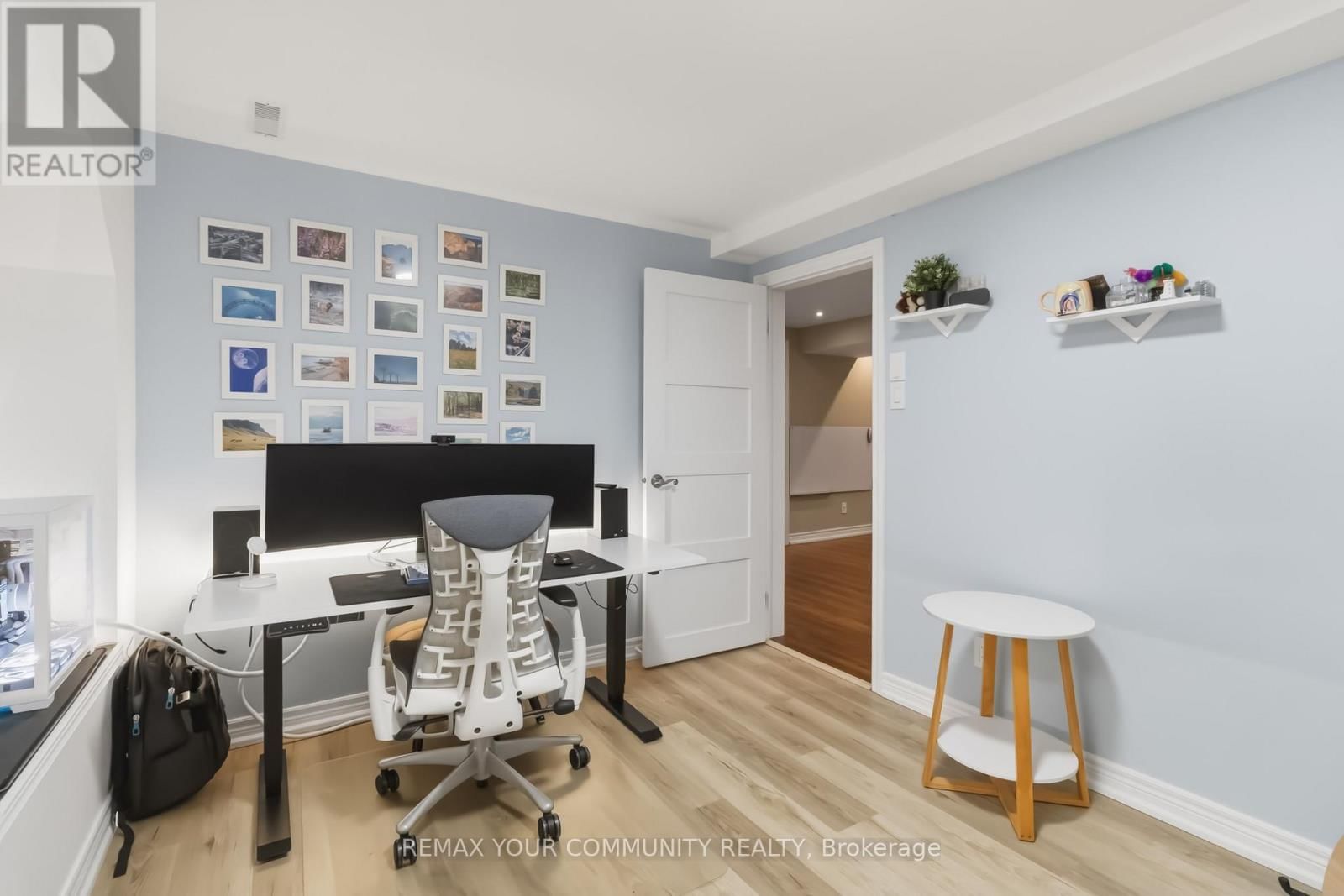 4184 VERMONT CRESCENT Image 38