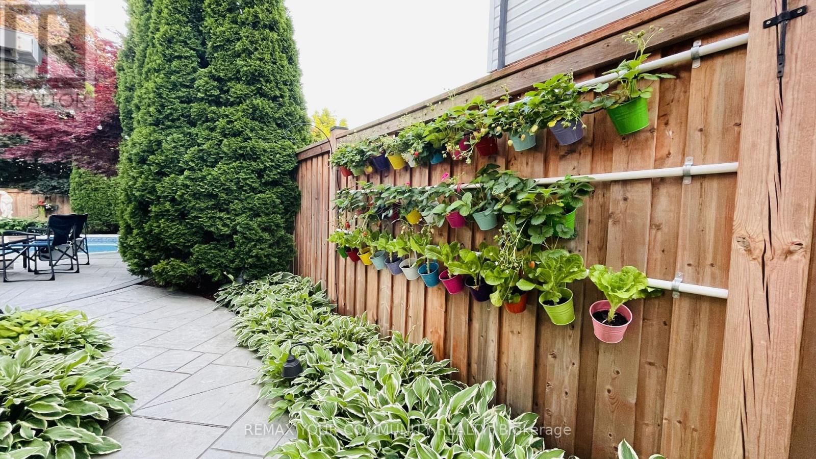 4184 VERMONT CRESCENT Image 45