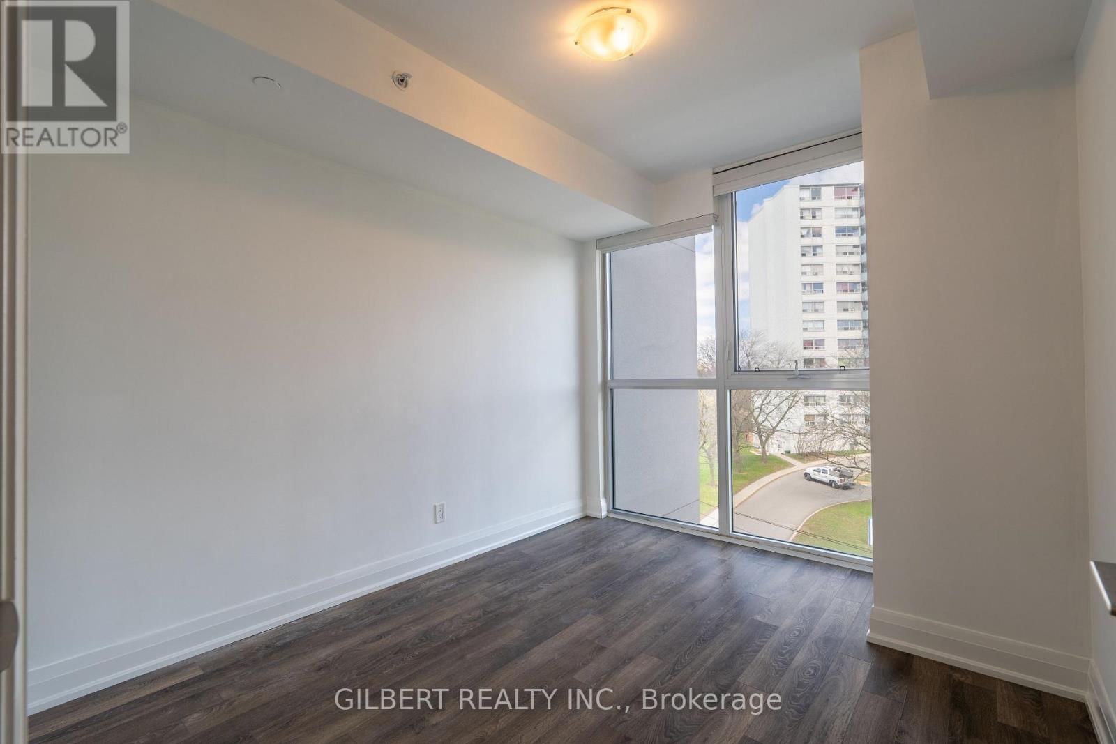 404 - 1461 LAWRENCE AVE W Image 33