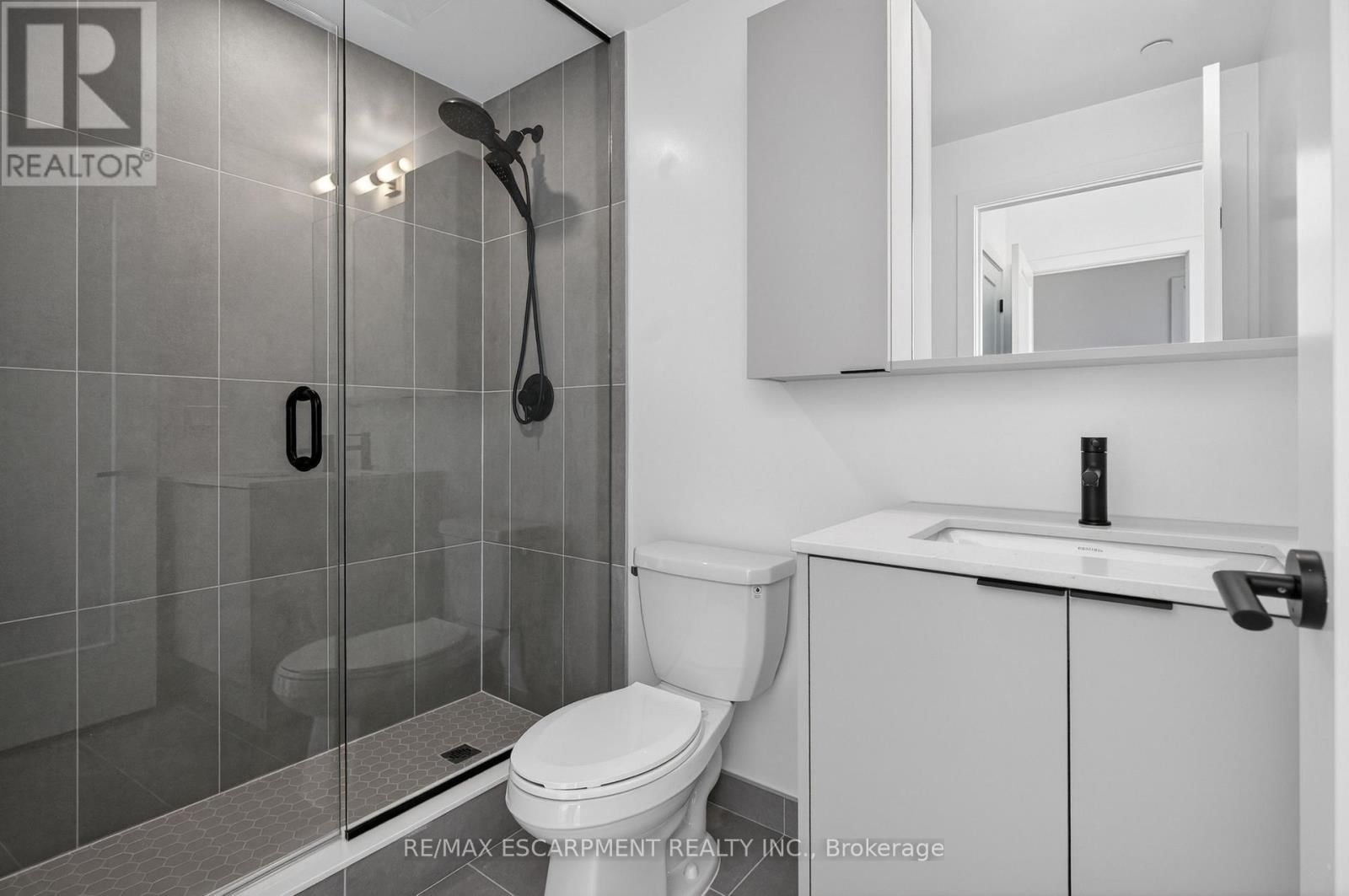 908 - 2088 JAMES STREET Image 16