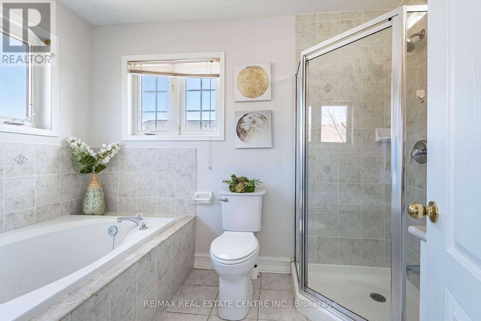 85 - 470 FAITH DRIVE Image 17