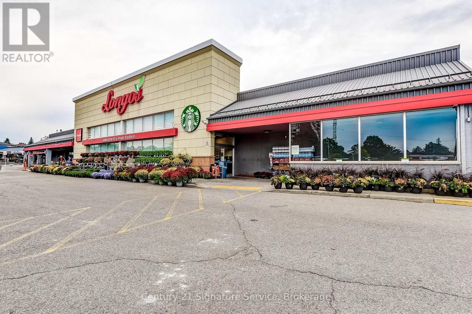 177 - 1951 RATHBURN ROAD EAST Image 45