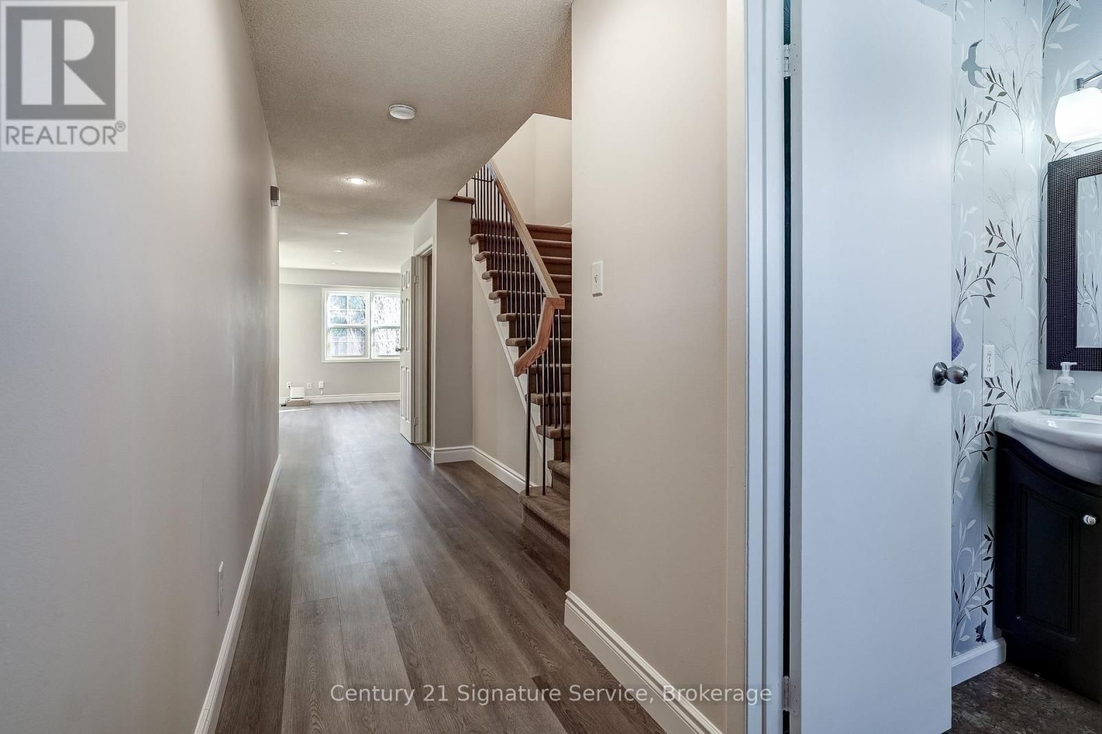 177 - 1951 RATHBURN ROAD EAST Image 5