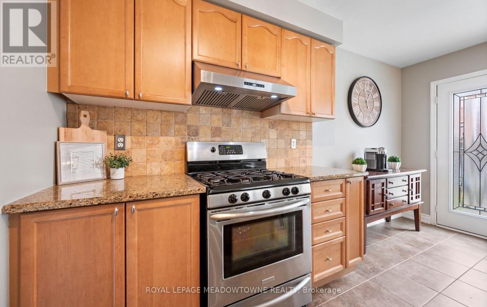 6 CLYDE ROAD Image 22