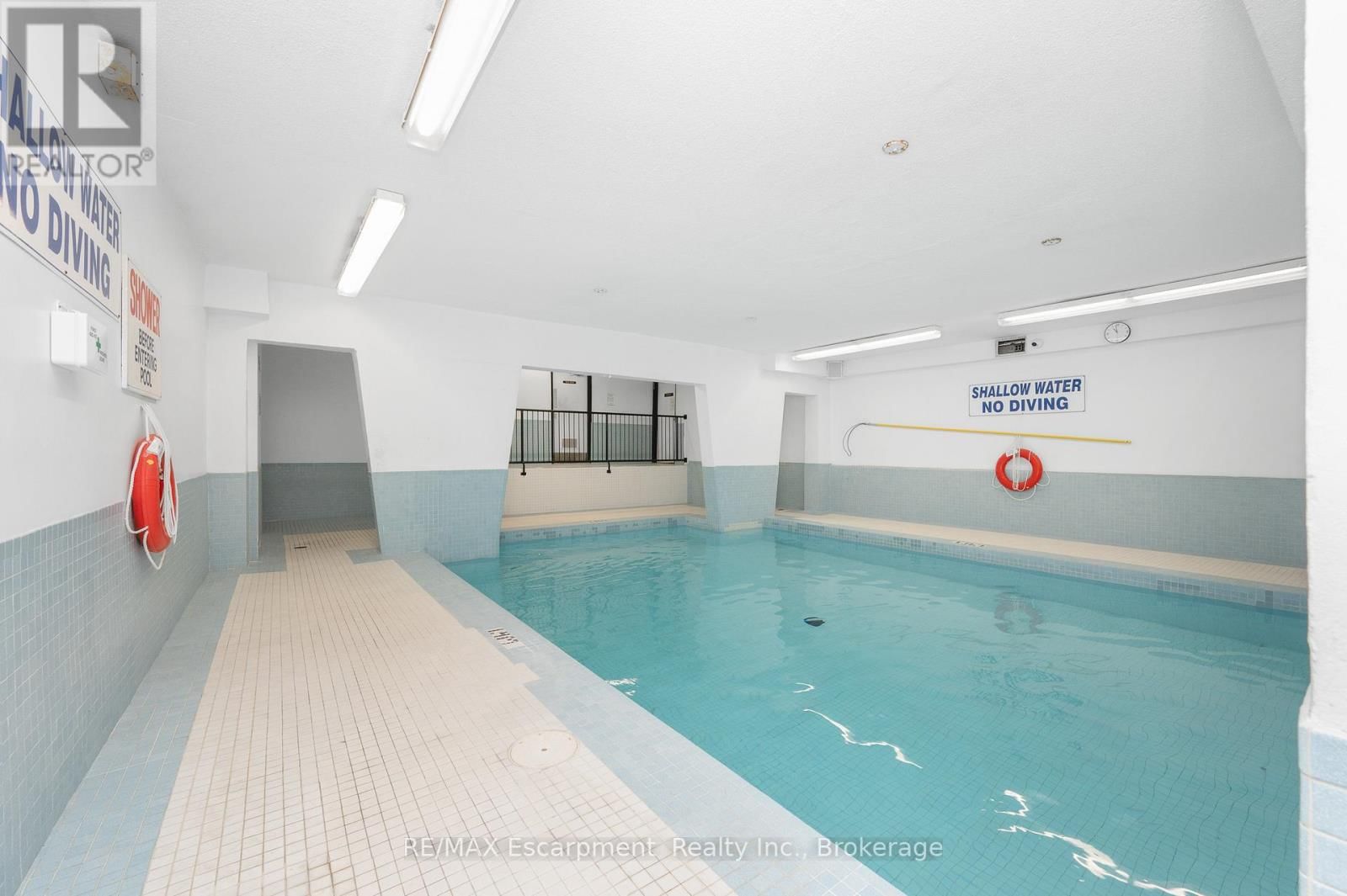 1501 - 975 WARWICK COURT Image 34