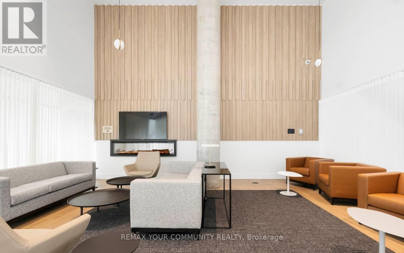 504 - 3100 KEELE STREET Image 21