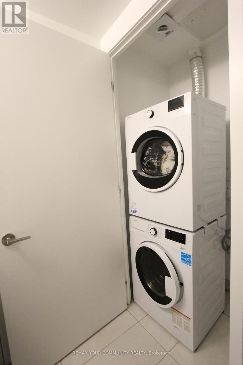 504 - 3100 KEELE STREET Image 7