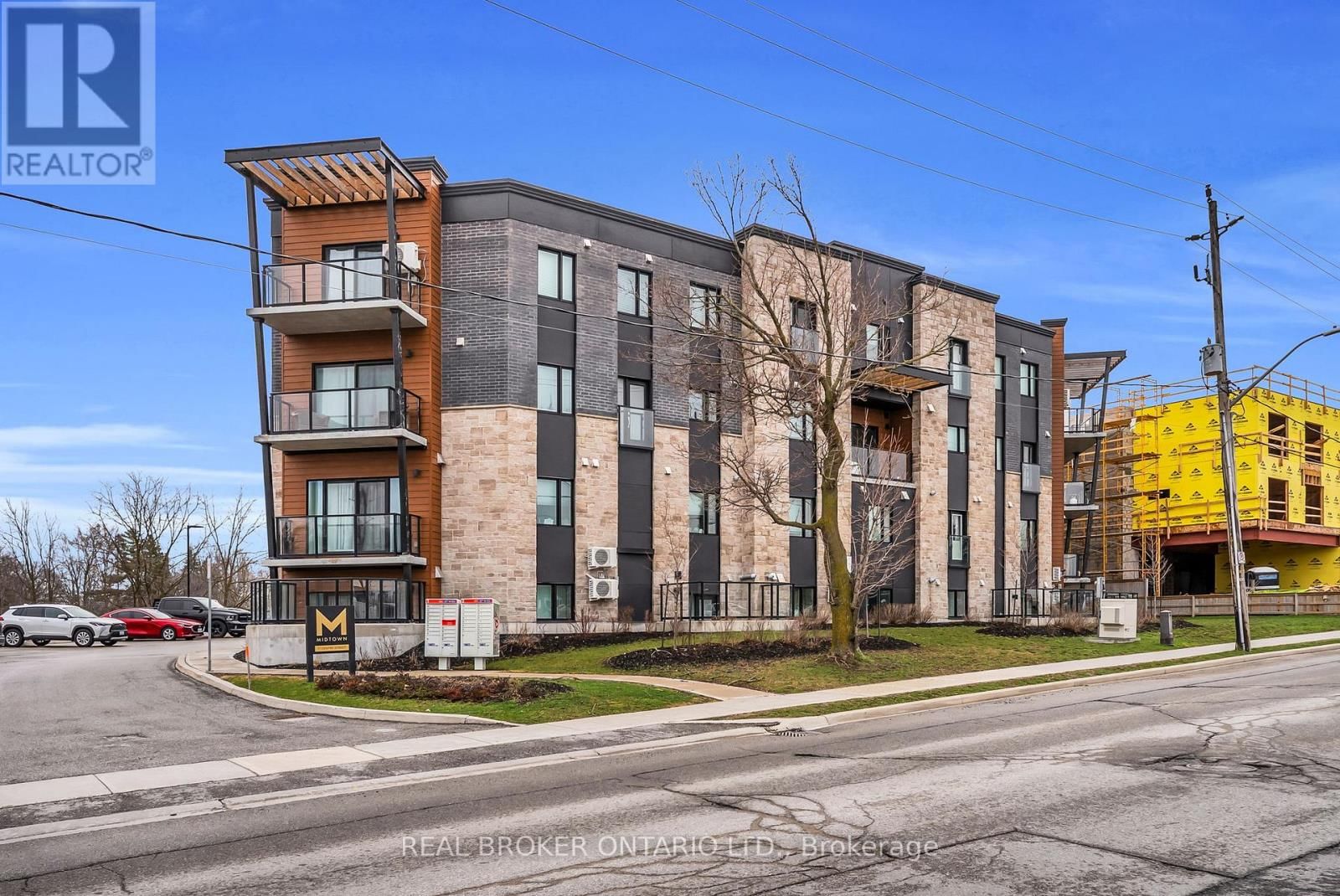 311 - 17 CENTRE STREET Image 1