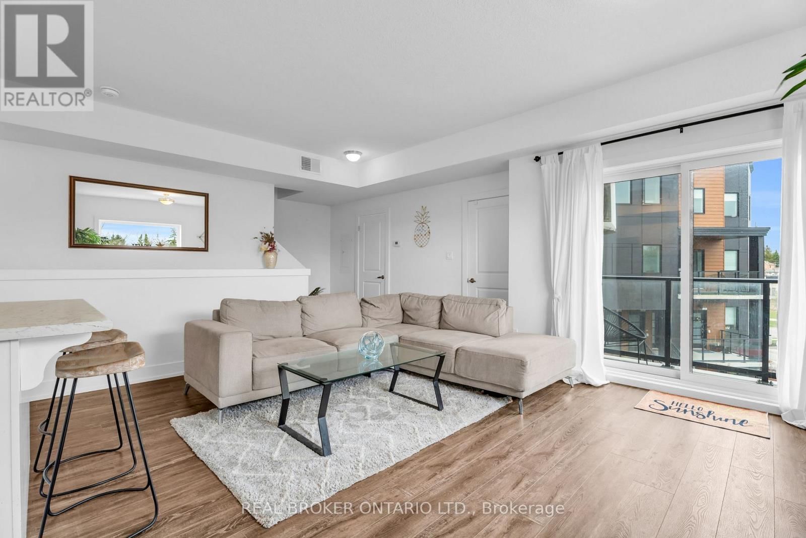 311 - 17 CENTRE STREET Image 15