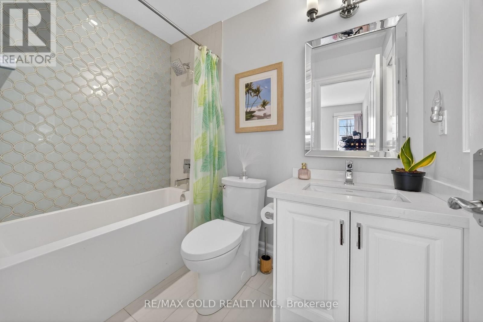 31 FIELDSTONE LANE AVENUE Image 32