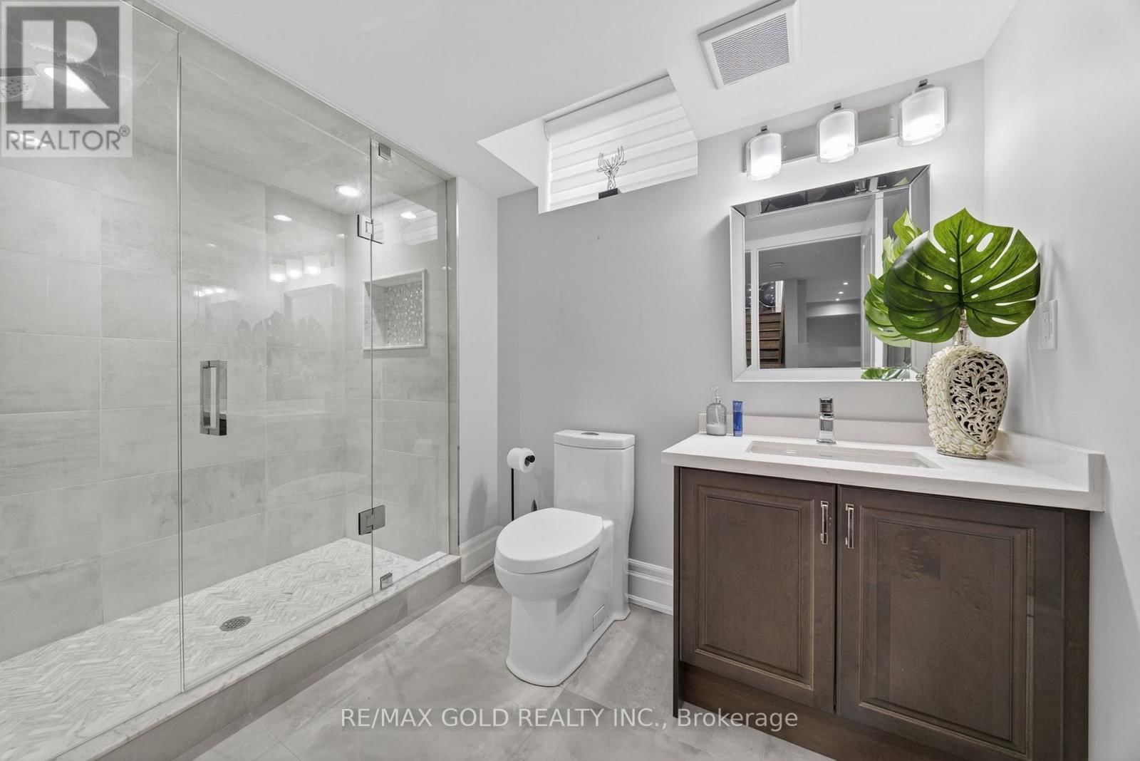 31 FIELDSTONE LANE AVENUE Image 41