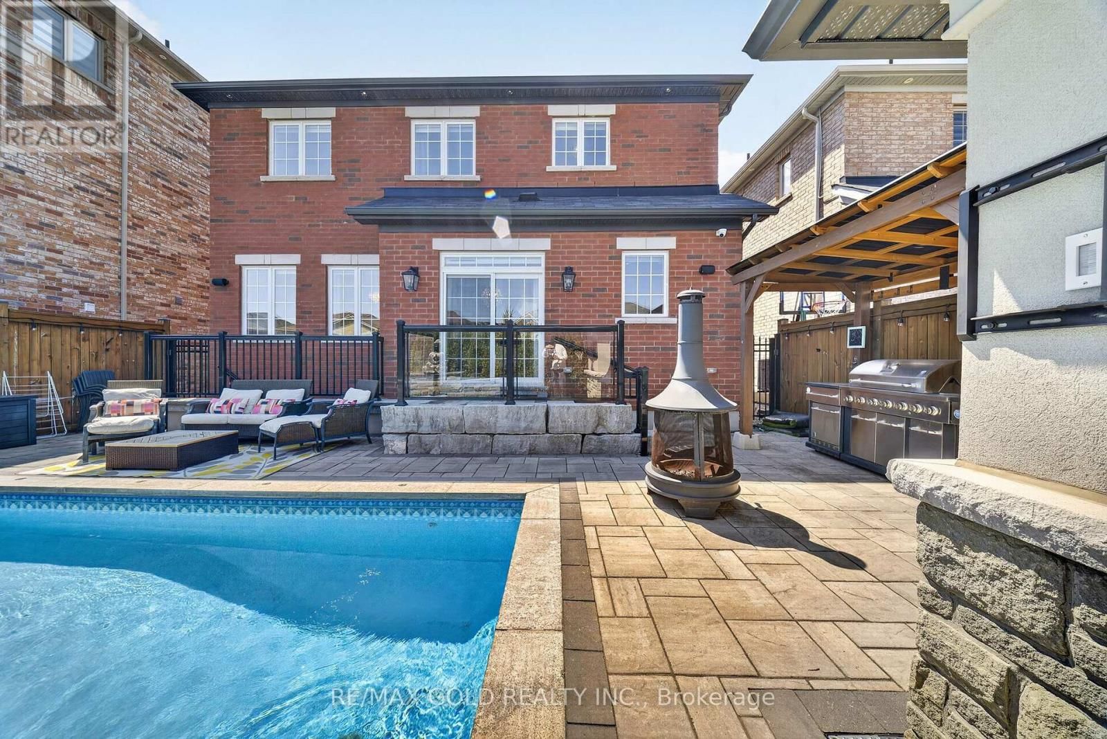 31 FIELDSTONE LANE AVENUE Image 42