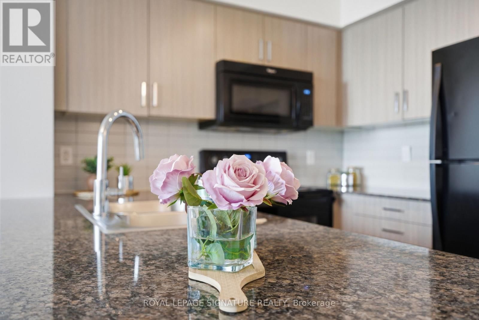 1116 - 80 ESTHER LORRIE DRIVE Image 8