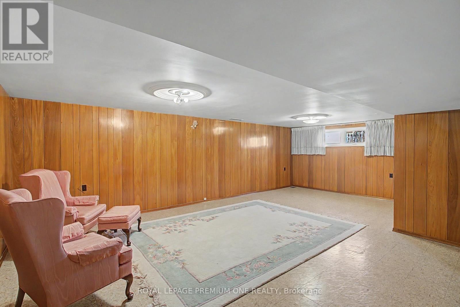 76 TAVISTOCK ROAD Image 25