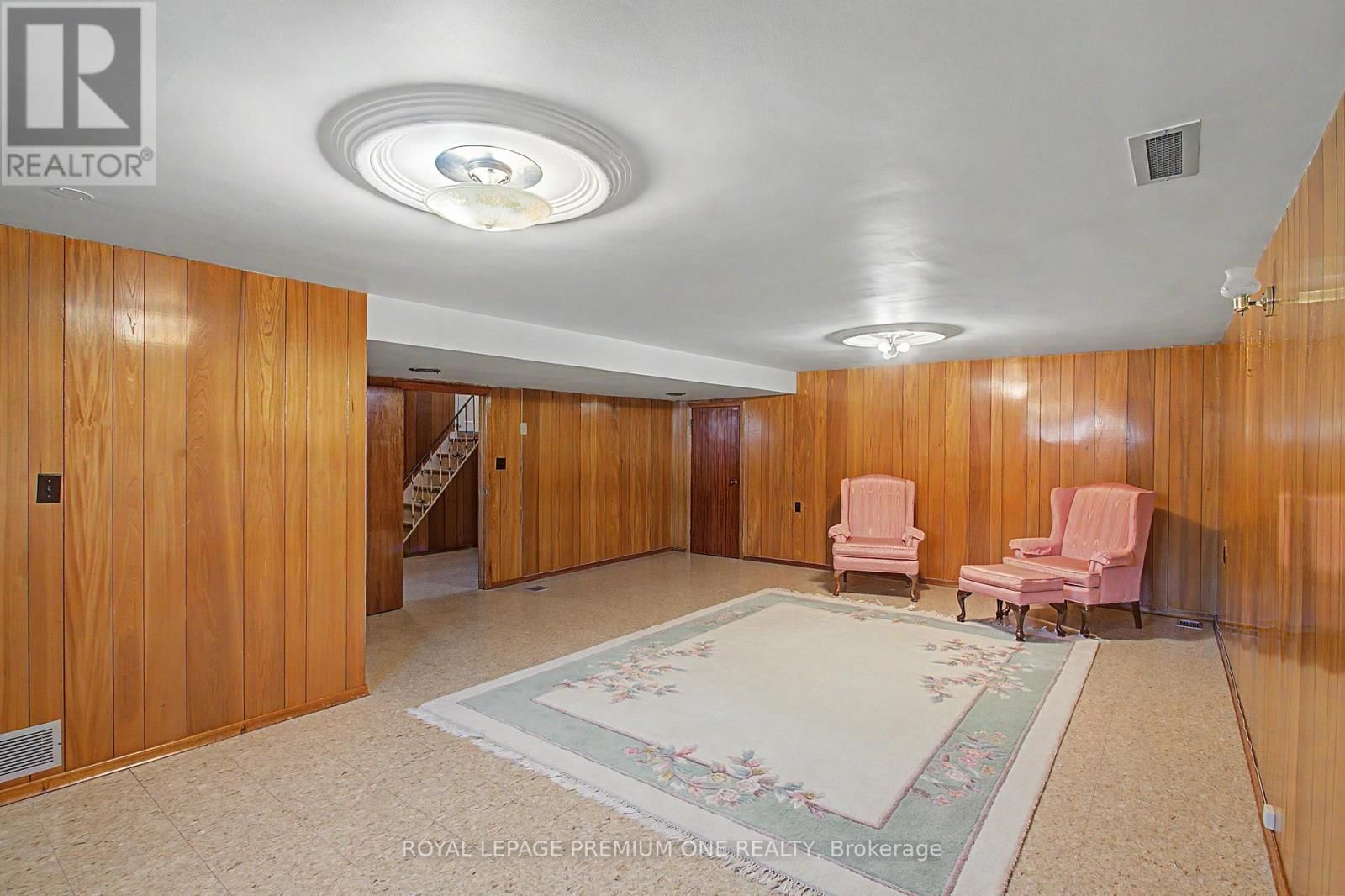 76 TAVISTOCK ROAD Image 27