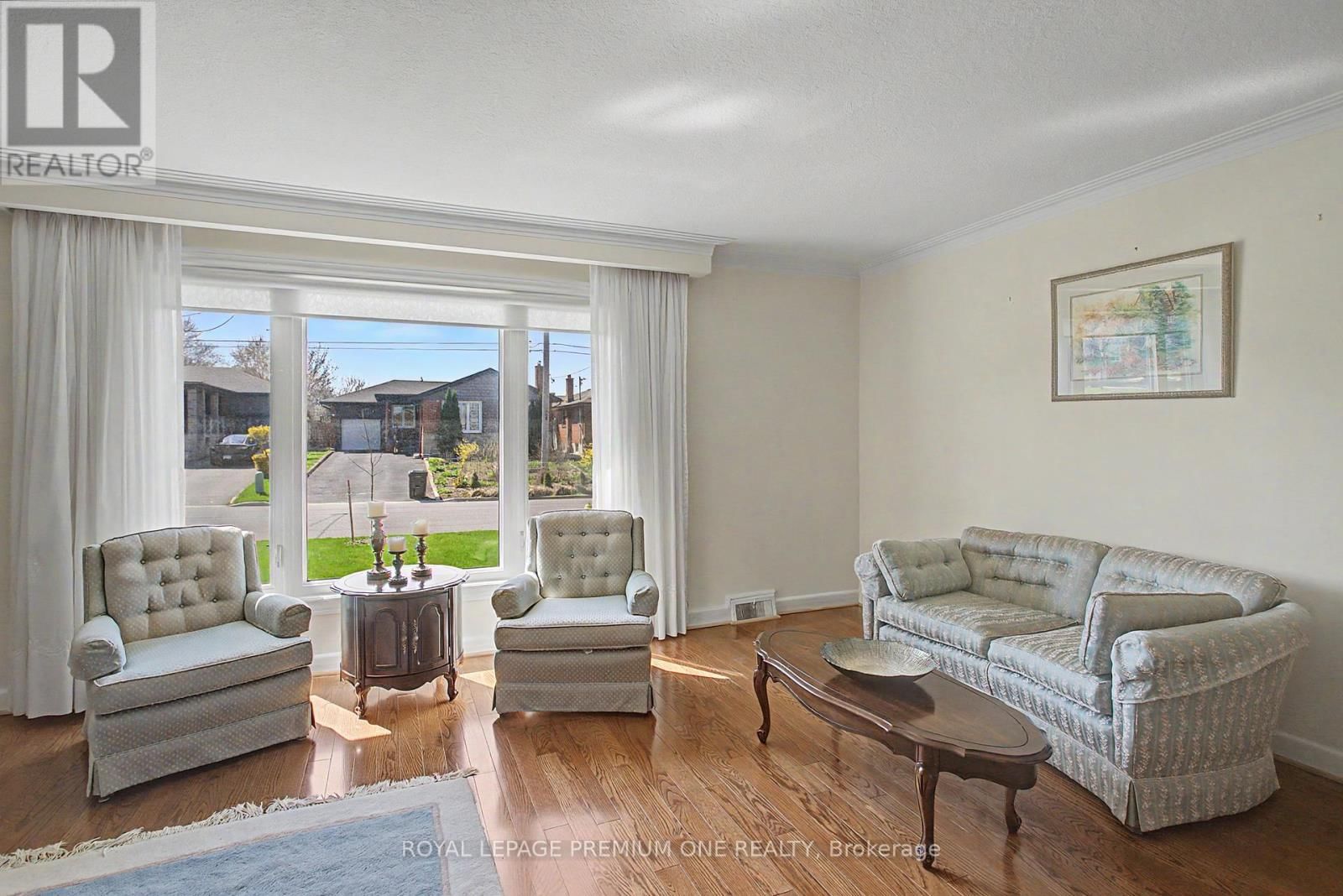 76 TAVISTOCK ROAD Image 7