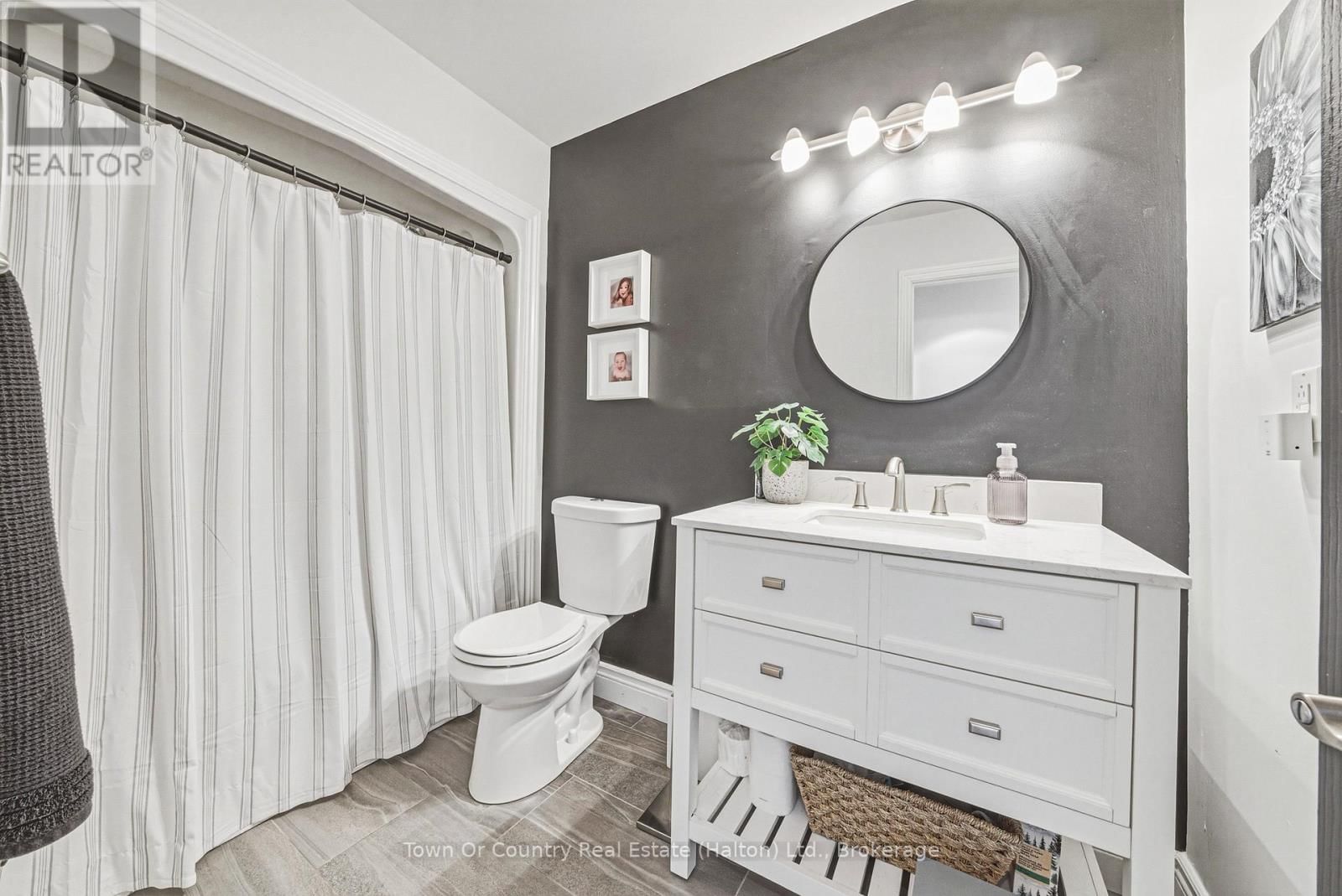 729 COULSON AVENUE Image 13