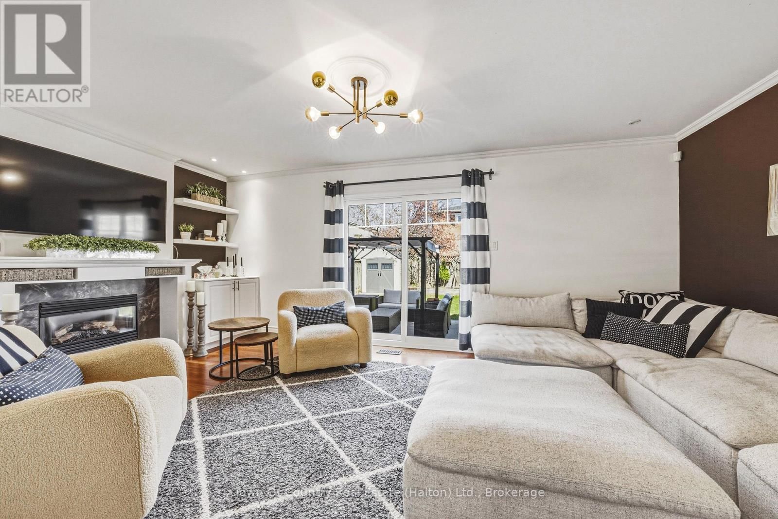 729 COULSON AVENUE Image 16