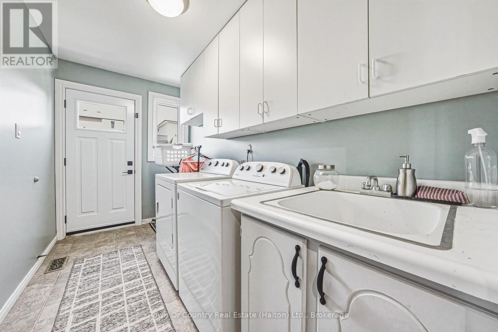 729 COULSON AVENUE Image 17