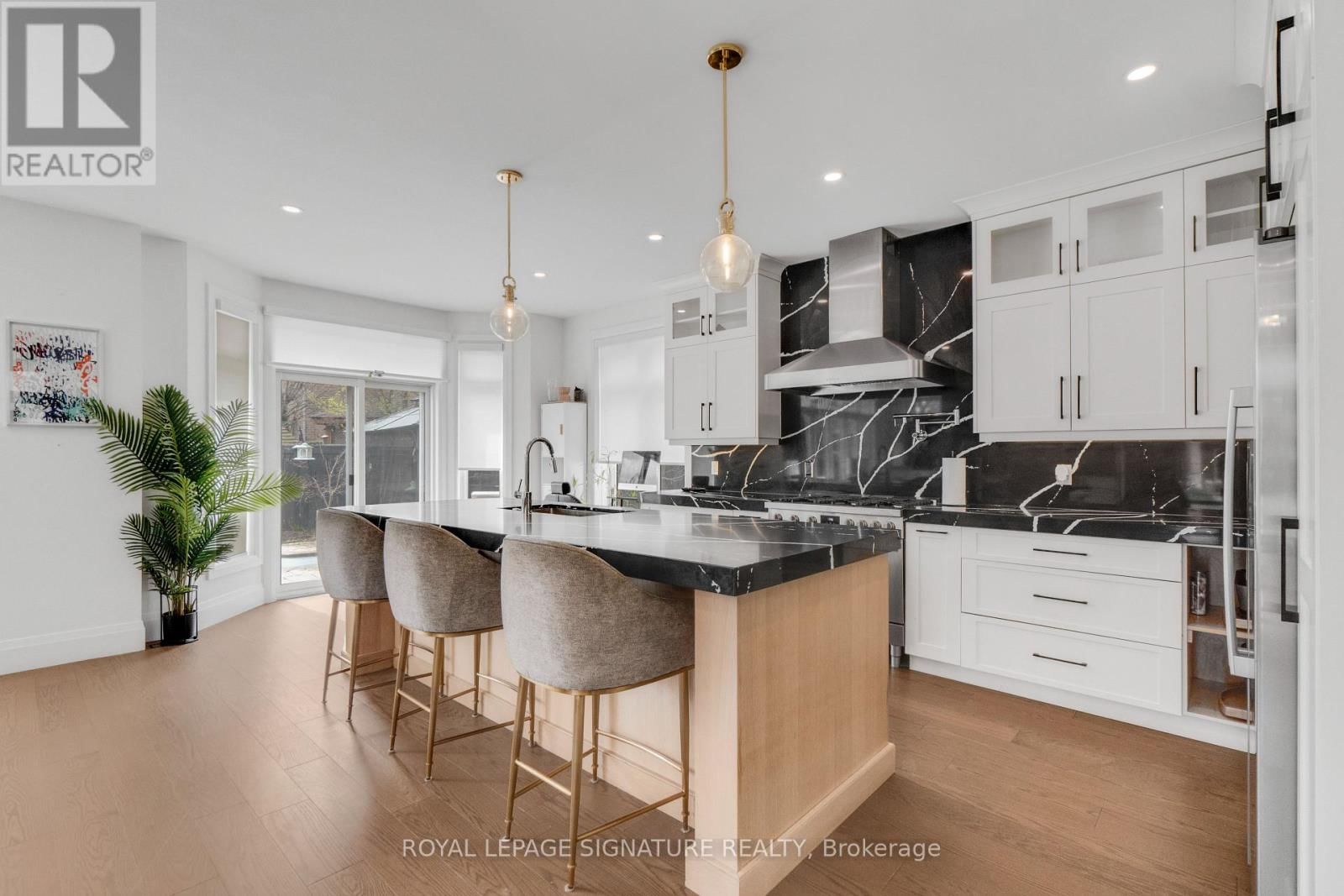 2324 HILLTOP LANE Image 10