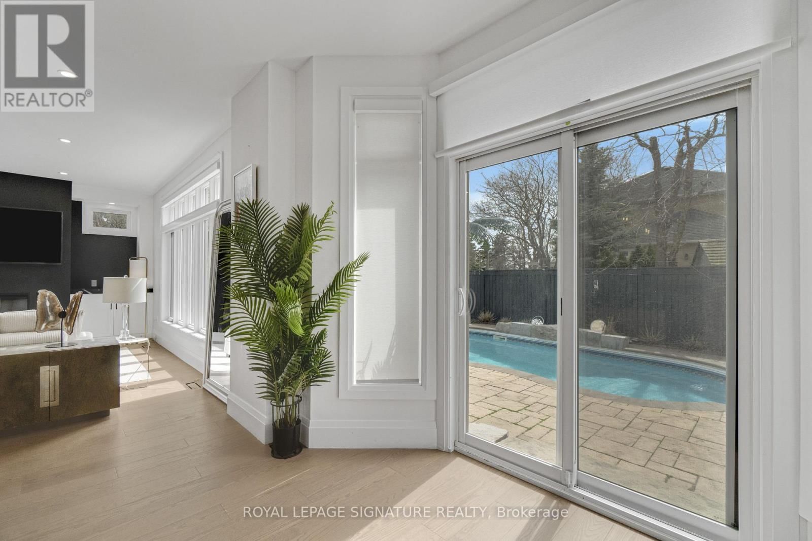 2324 HILLTOP LANE Image 12