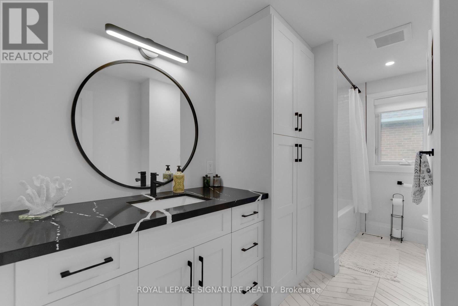 2324 HILLTOP LANE Image 23