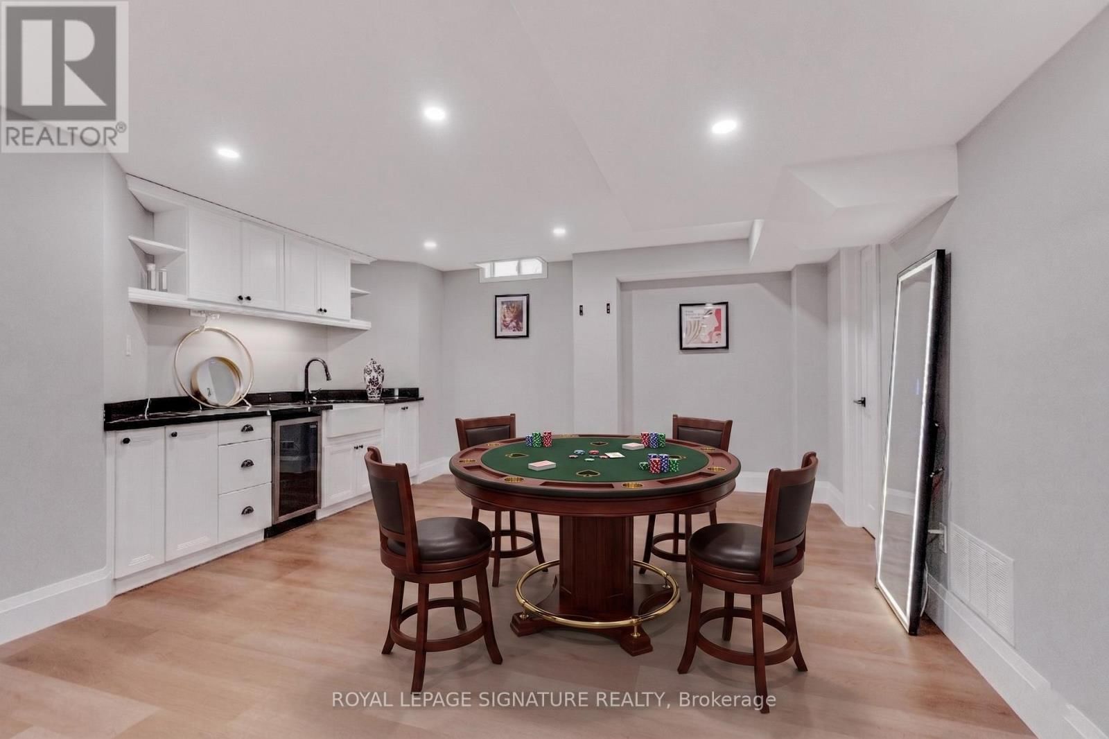 2324 HILLTOP LANE Image 35