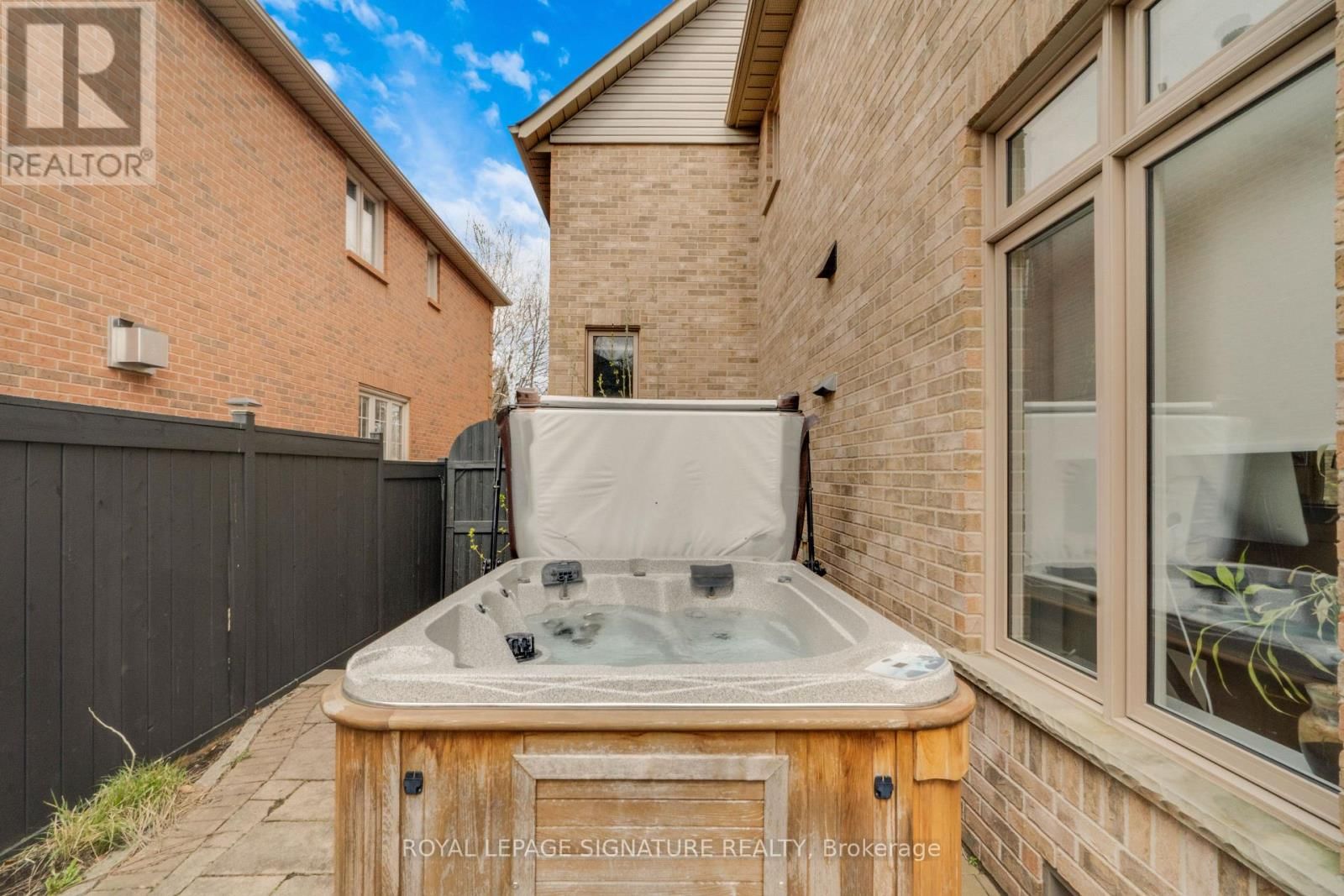 2324 HILLTOP LANE Image 39