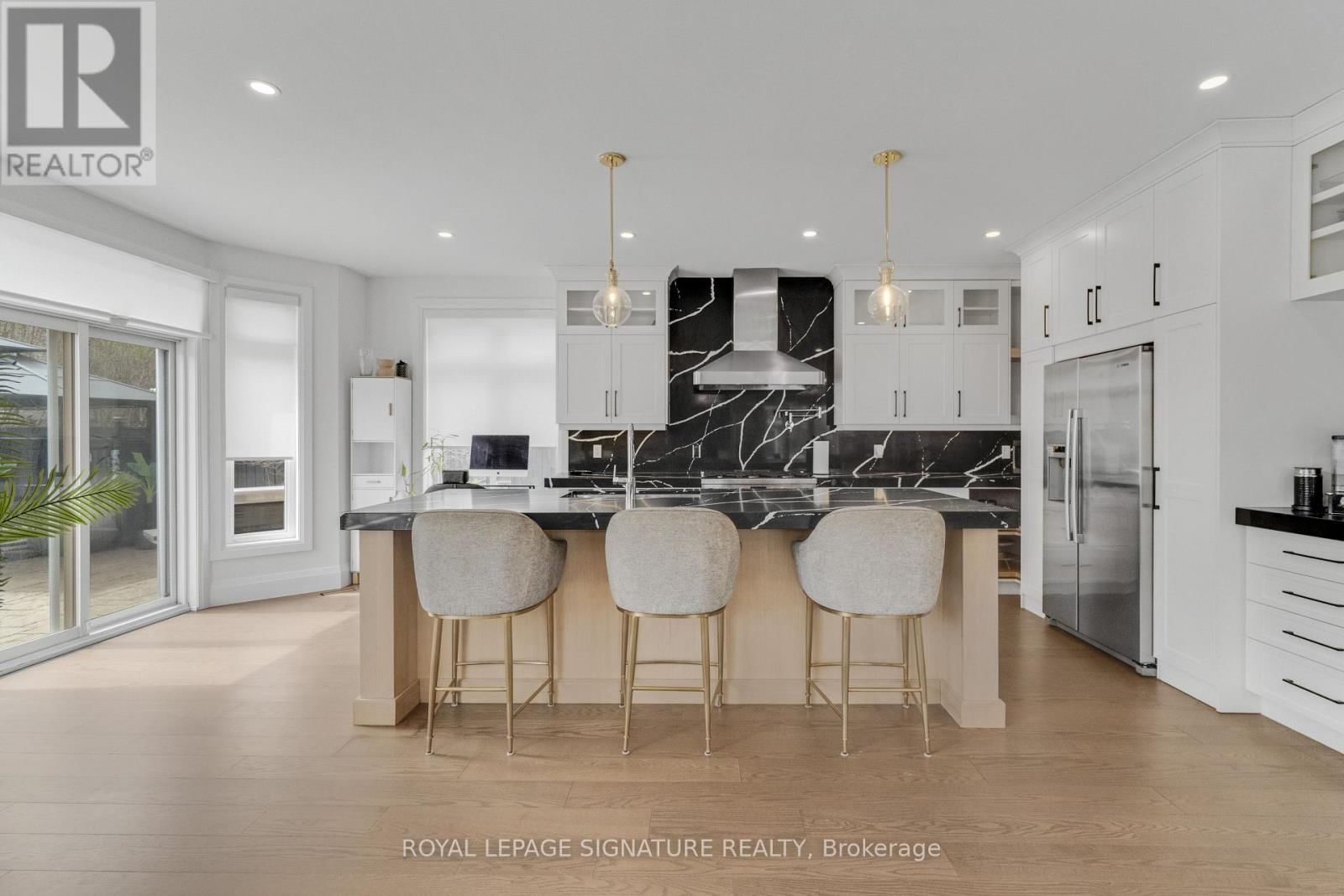 2324 HILLTOP LANE Image 9