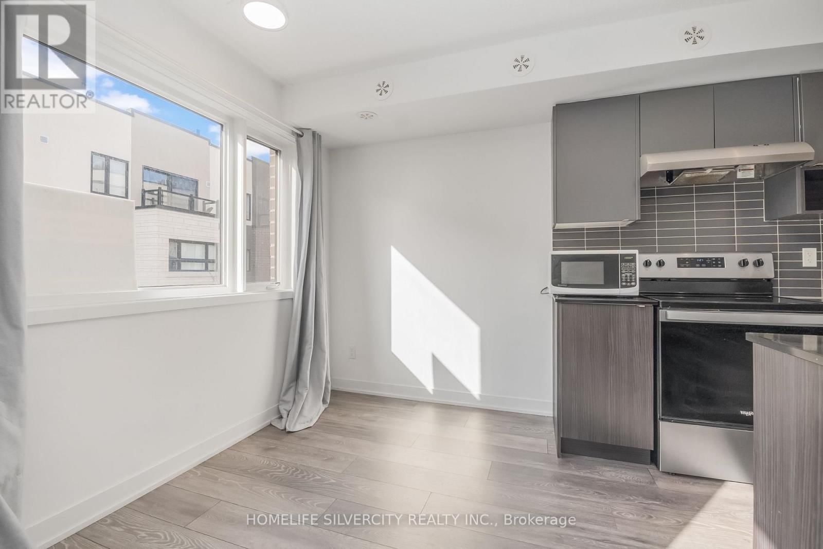 712 - 1131 COOKE BOULEVARD Image 17