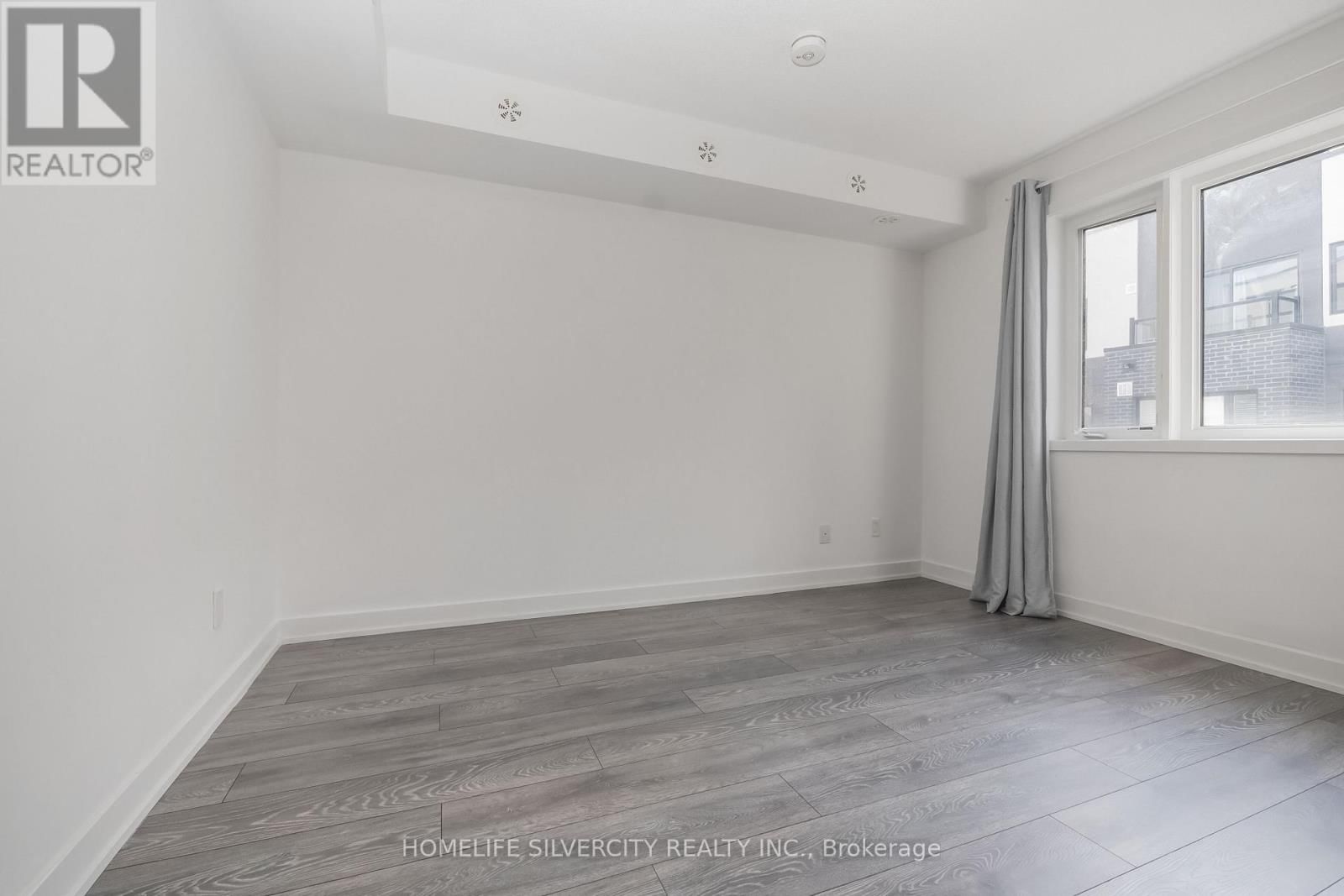 712 - 1131 COOKE BOULEVARD Image 20