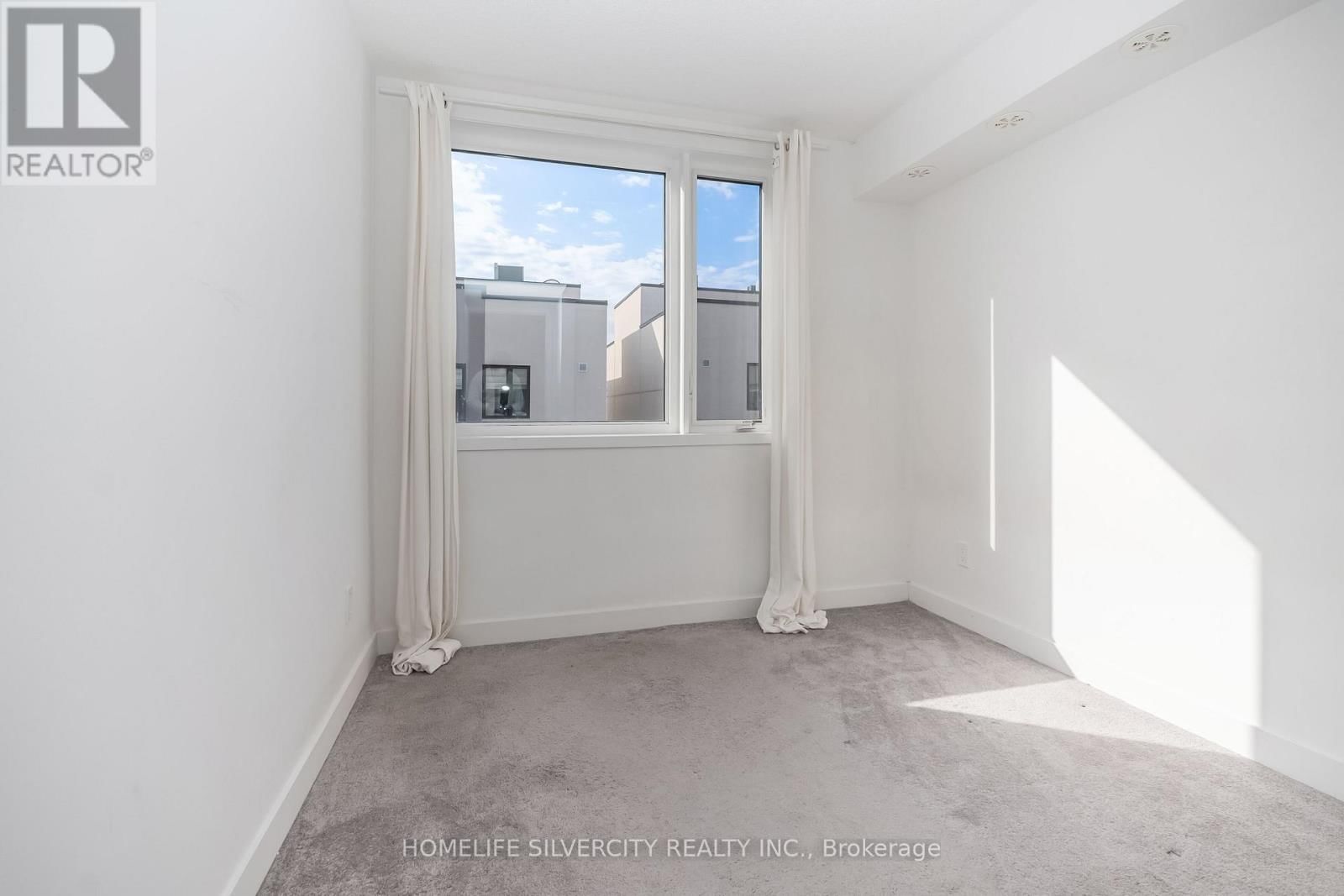 712 - 1131 COOKE BOULEVARD Image 30