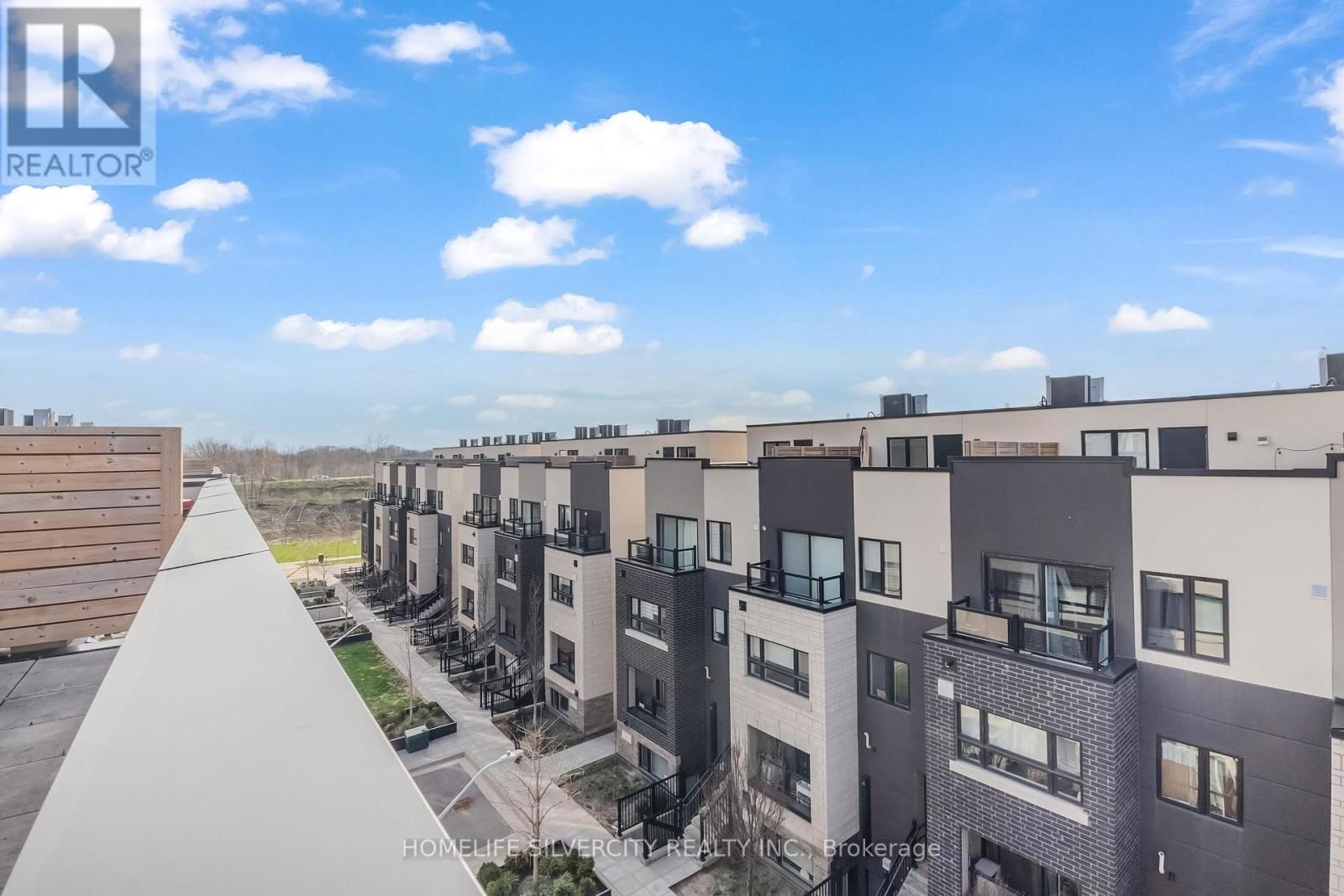 712 - 1131 COOKE BOULEVARD Image 38