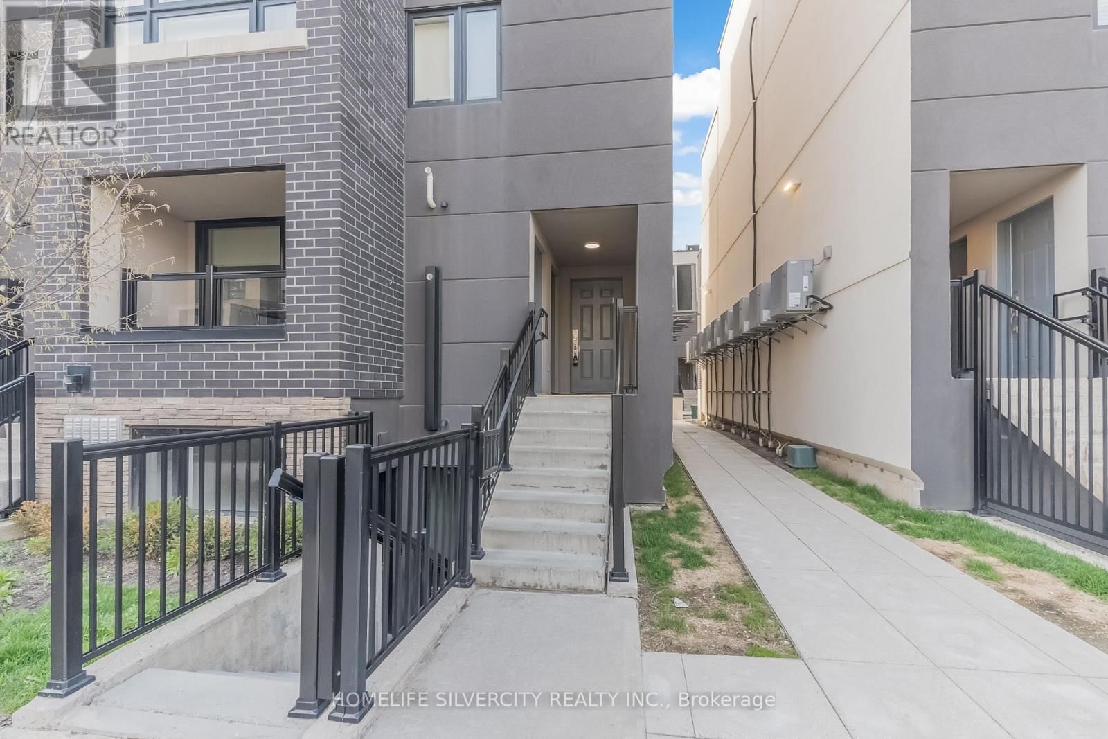 712 - 1131 COOKE BOULEVARD Image 4