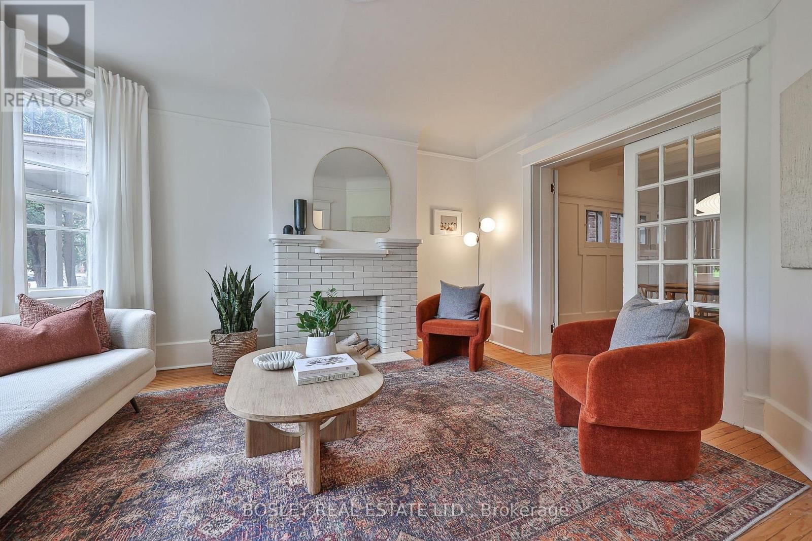 123 GRENADIER ROAD Image 1