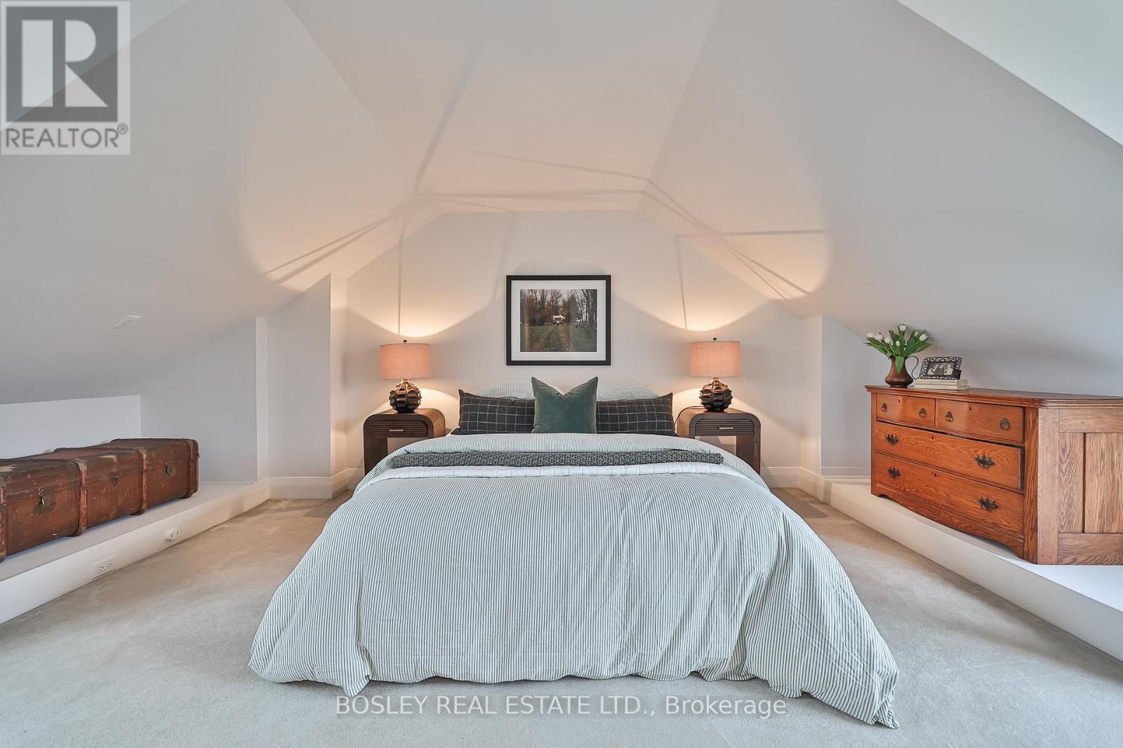 123 GRENADIER ROAD Image 27