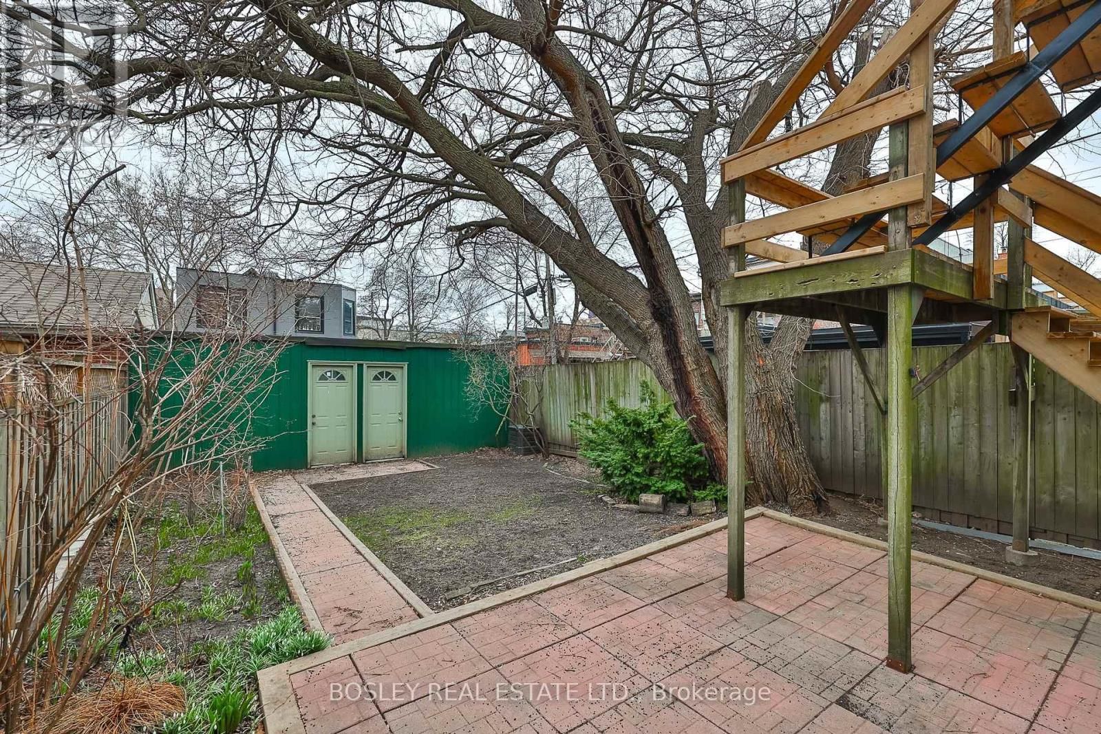 123 GRENADIER ROAD Image 36