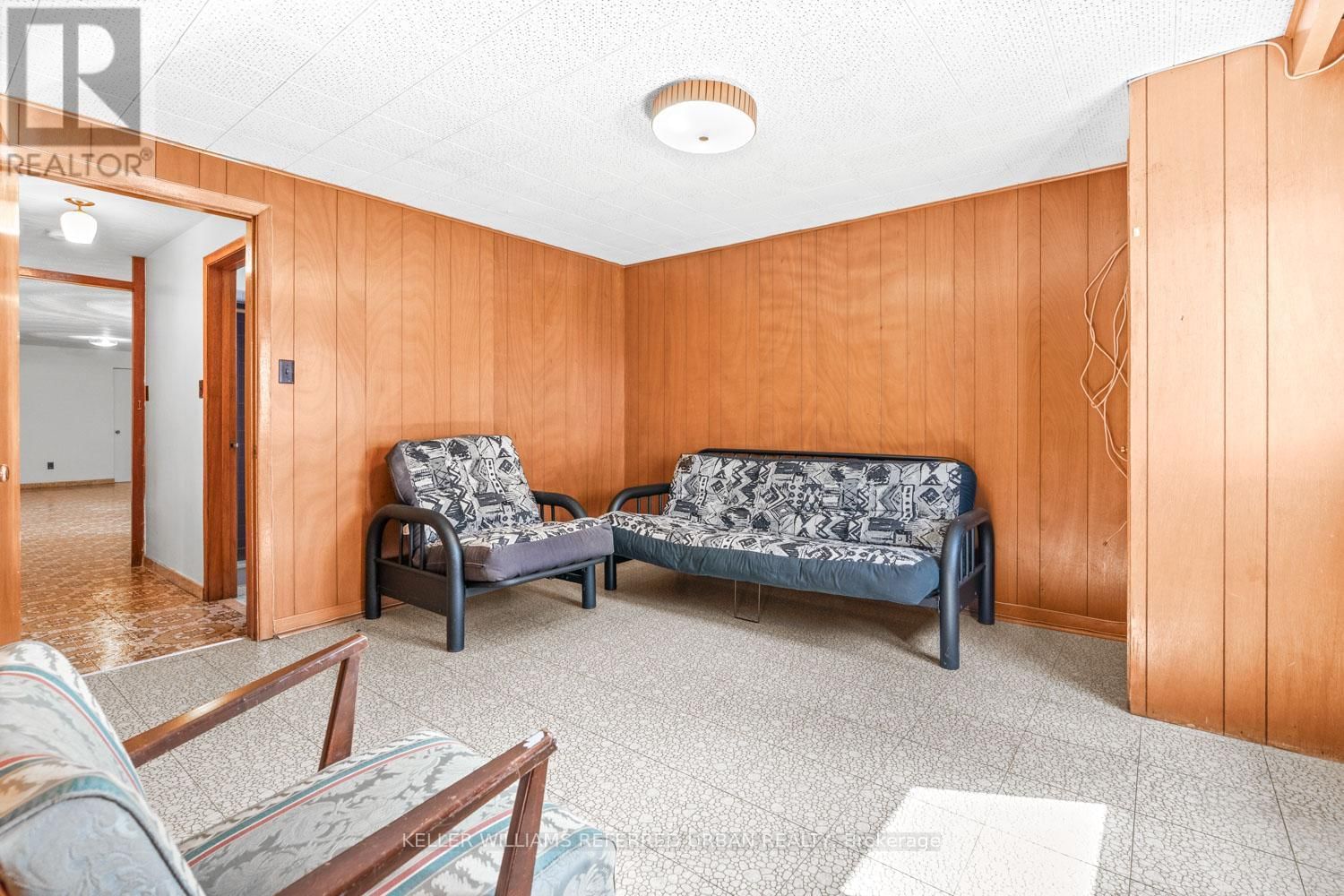 583 QUEENS DRIVE Image 29