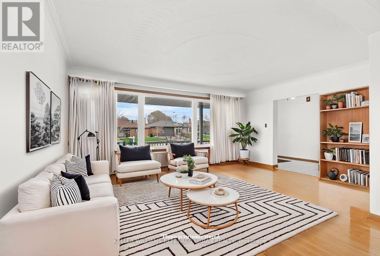 583 QUEENS DRIVE Image 3