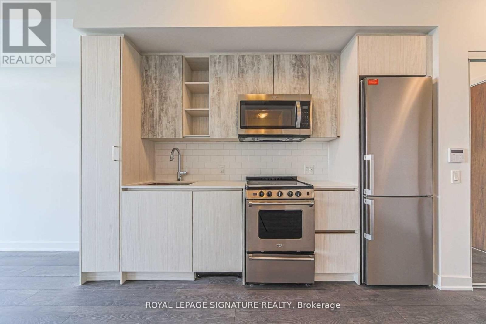 2401 - 251 MANITOBA STREET Image 5