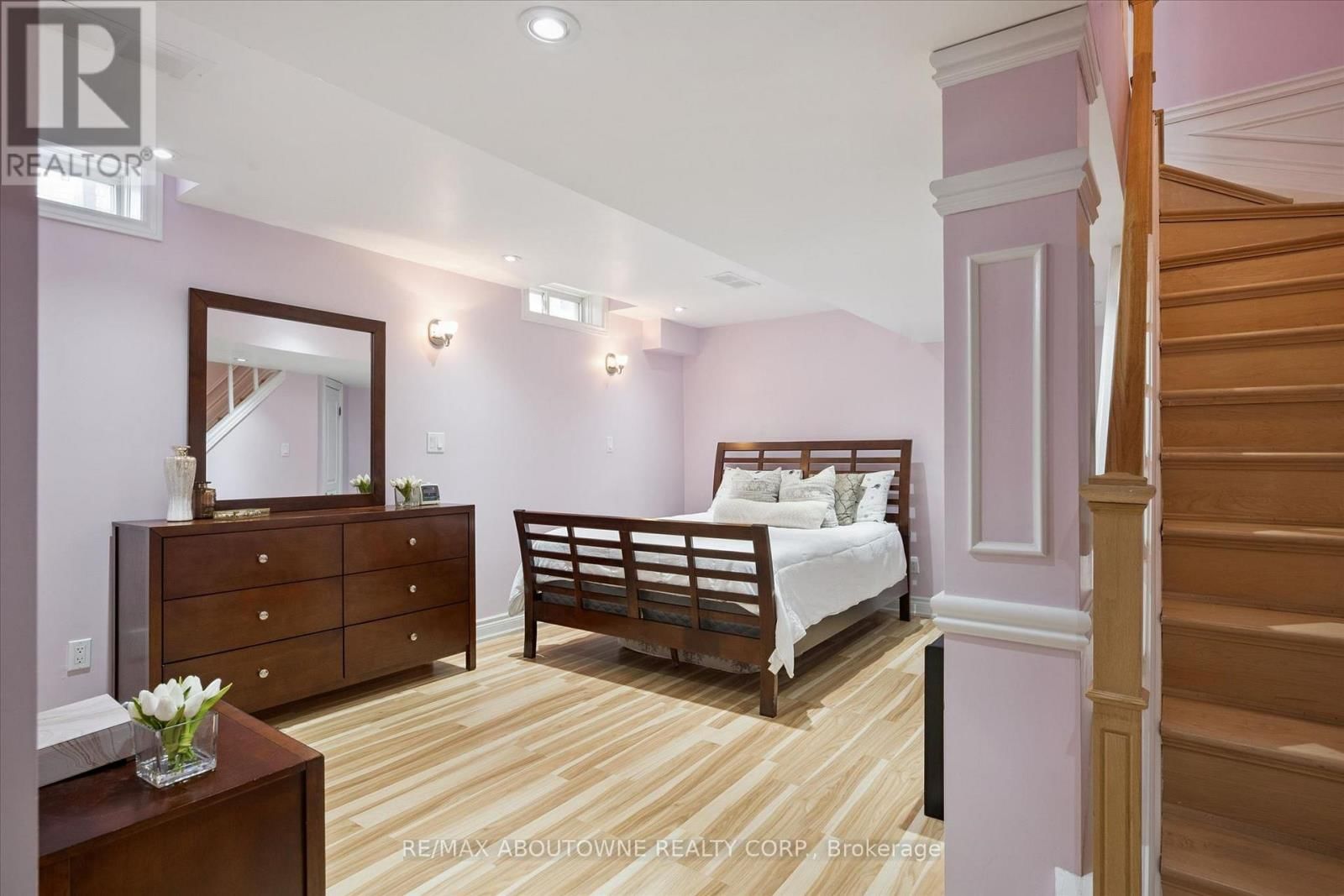 5449 ROCHELLE WAY Image 25