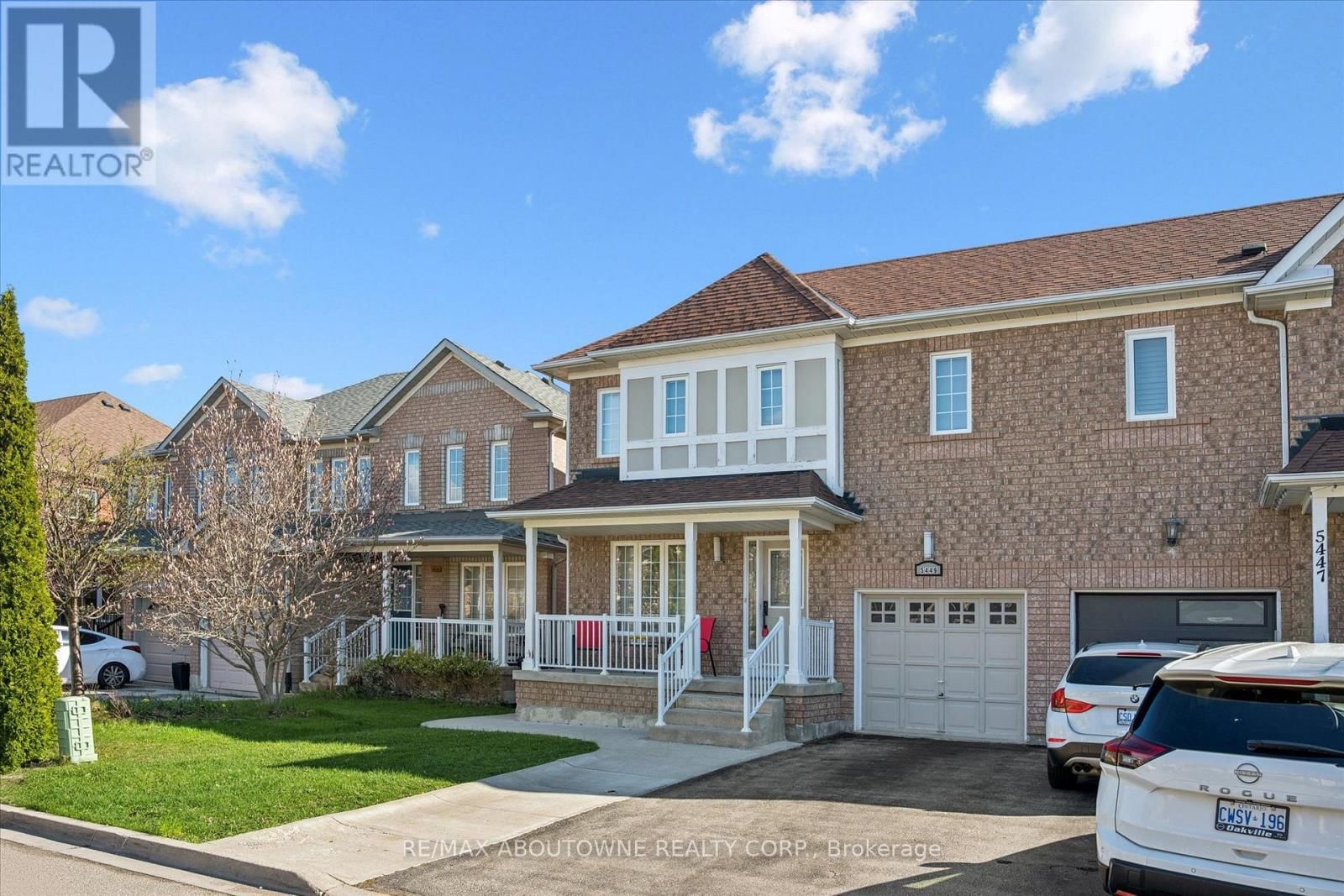 5449 ROCHELLE WAY Image 3