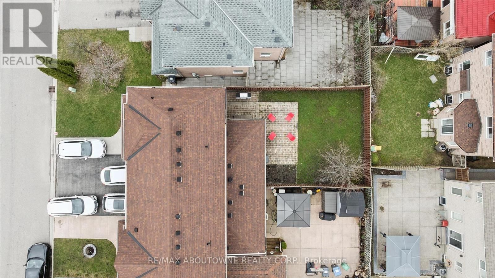 5449 ROCHELLE WAY Image 30