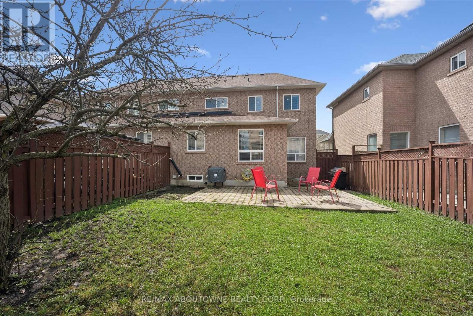 5449 ROCHELLE WAY Image 33