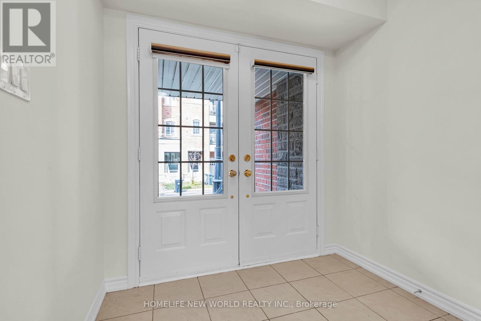 8 SHIFF CRESCENT Image 2